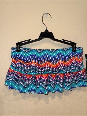 NWT La Blanca bikini skirted bottom swim skirt size 4
